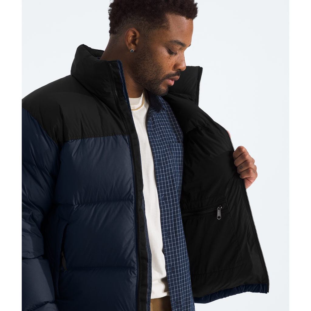 The North Face Men's 1996 Retro Nuptse Jacket in Summit Navy/TNF Black