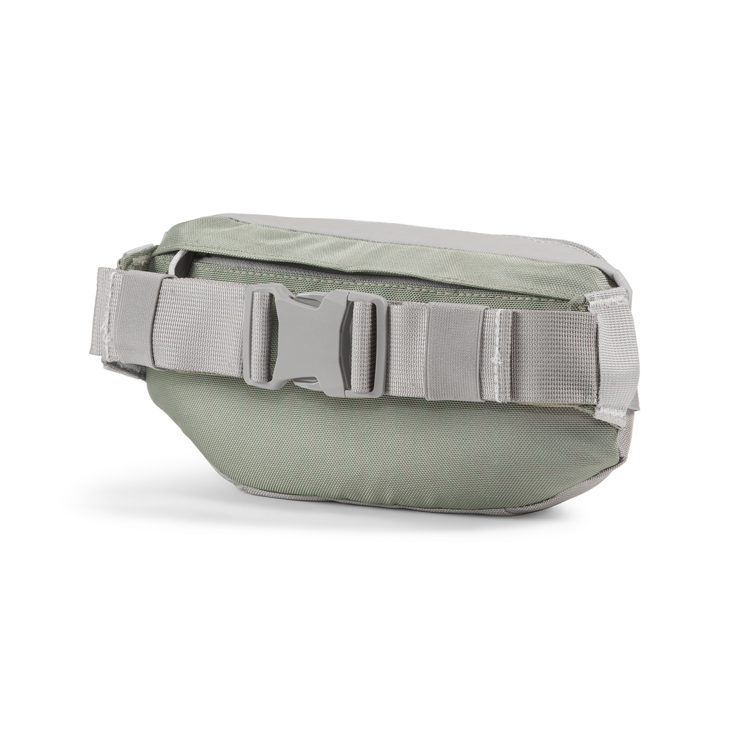 The North Face Base Camp Voyager Lumbar Bag