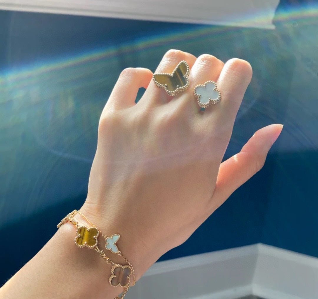 Van Cleef & Arpels Lucky Alhambra Inspired Between The Finger Ring