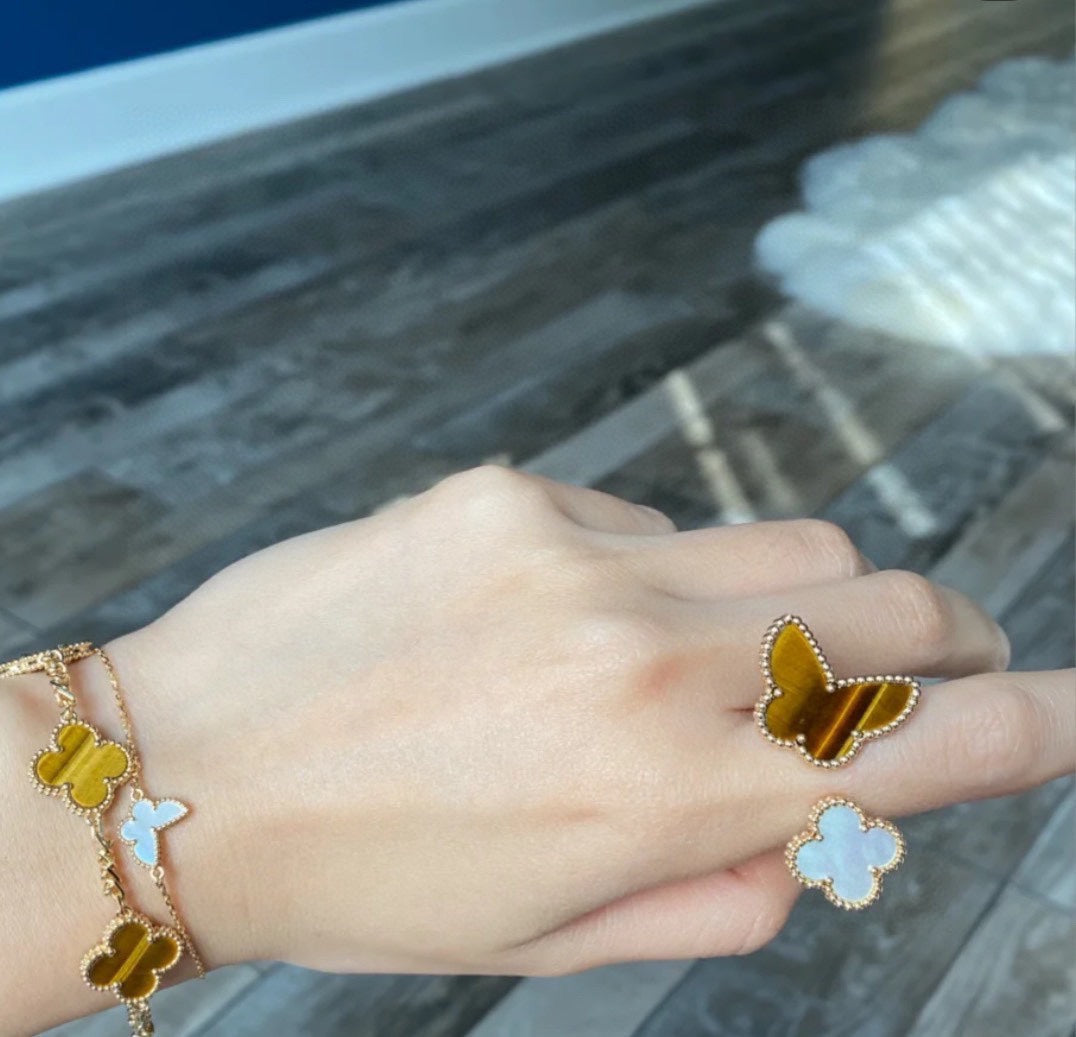 Van Cleef & Arpels Lucky Alhambra Inspired Between The Finger Ring
