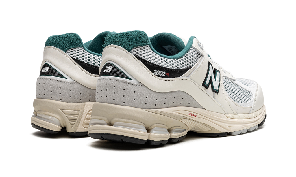 2002R "Sea Salt/Vintage Teal" M2002RVD