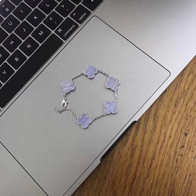 Van Cleef & Arpels Vintage Alhambra Chalcedony Clover Bracelet