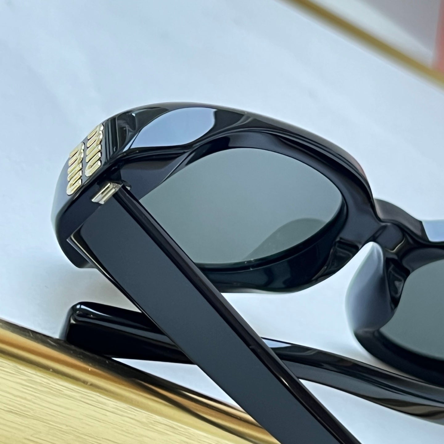 MiuMiu Sunglasses-Reverie-b09s